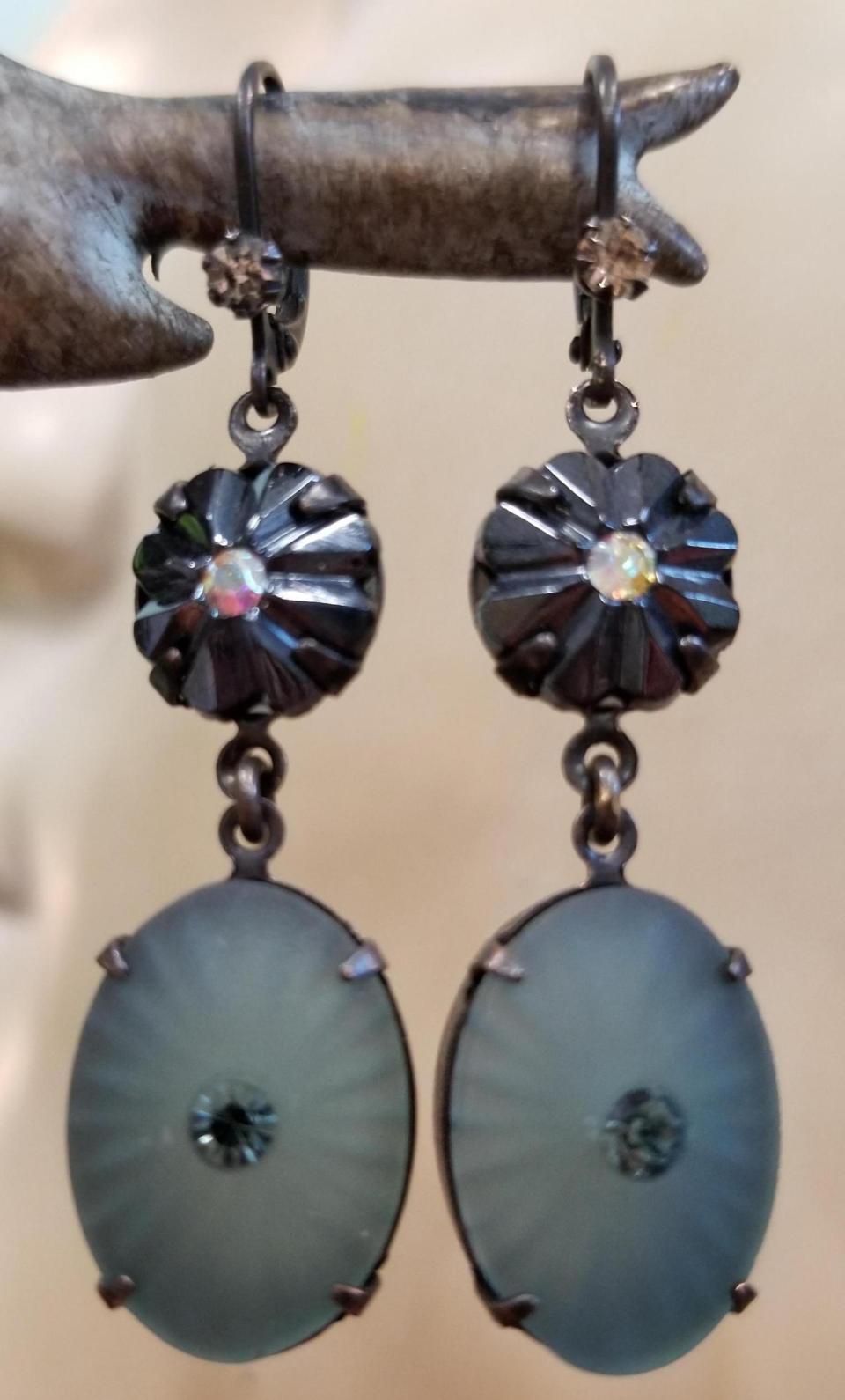 Teal Lagoon Earrings - Image 4