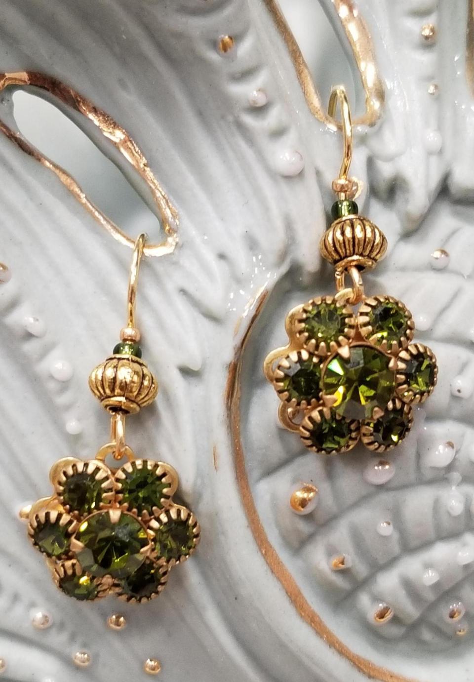 The Grass IS Greener Earrings - Image 5